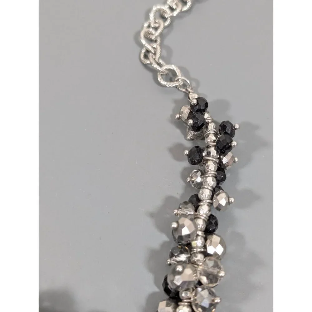 Simply Vera Wang Black Gray Faceted Glass Bead Cluster Statement Neckalce Goth‎